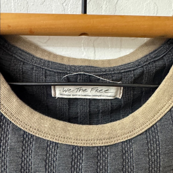 Free People We the Free Charcoal Tan Large Escape Rib Stretch T Shirt M - Picture 5 of 7